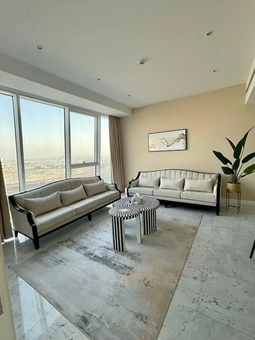 1Bdr-Furnished Apartment, Business Bay, Canal View ドバイ 0*,  アラブ首長国連邦