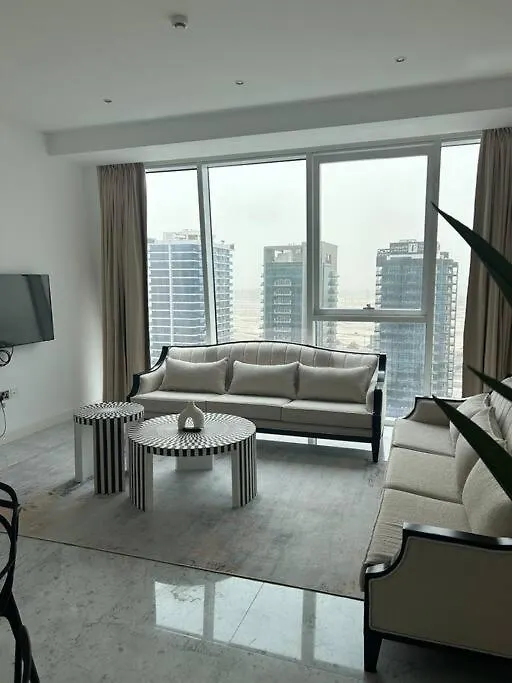 1Bdr-Furnished Apartment, Business Bay, Canal View Dubai